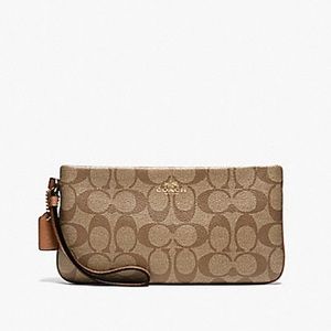 COACH LARGE WRISTLET F65748 KHAKI/SADDLE